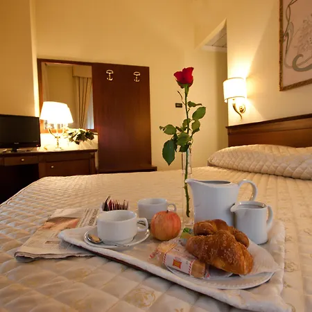 Ida Hotel 3*