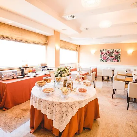 Ida Hotel 3*