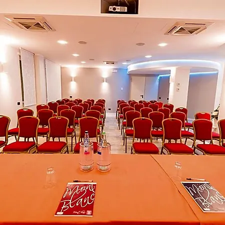 Ida Hotel 3*