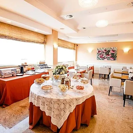 Ida Hotel 3*